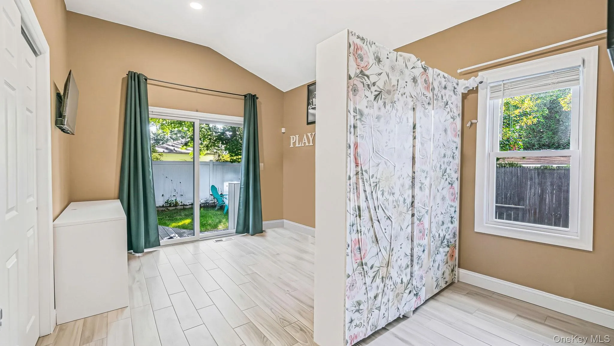 73 Lynbrook Drive, Brookhaven, NY, 4 Bedrooms Bedrooms, 7 Rooms Rooms,2 BathroomsBathrooms,Residential,For Rent,Lynbrook,0,1058554 73 Lynbrook Drive, Brookhaven, NY, 4 Bedrooms Bedrooms, 7 Rooms Rooms,2 BathroomsBathrooms,Residential,For Rent,Lynbrook,0,1058554