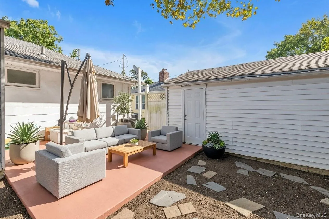 Patio Virtually Staged Patio Virtually Staged