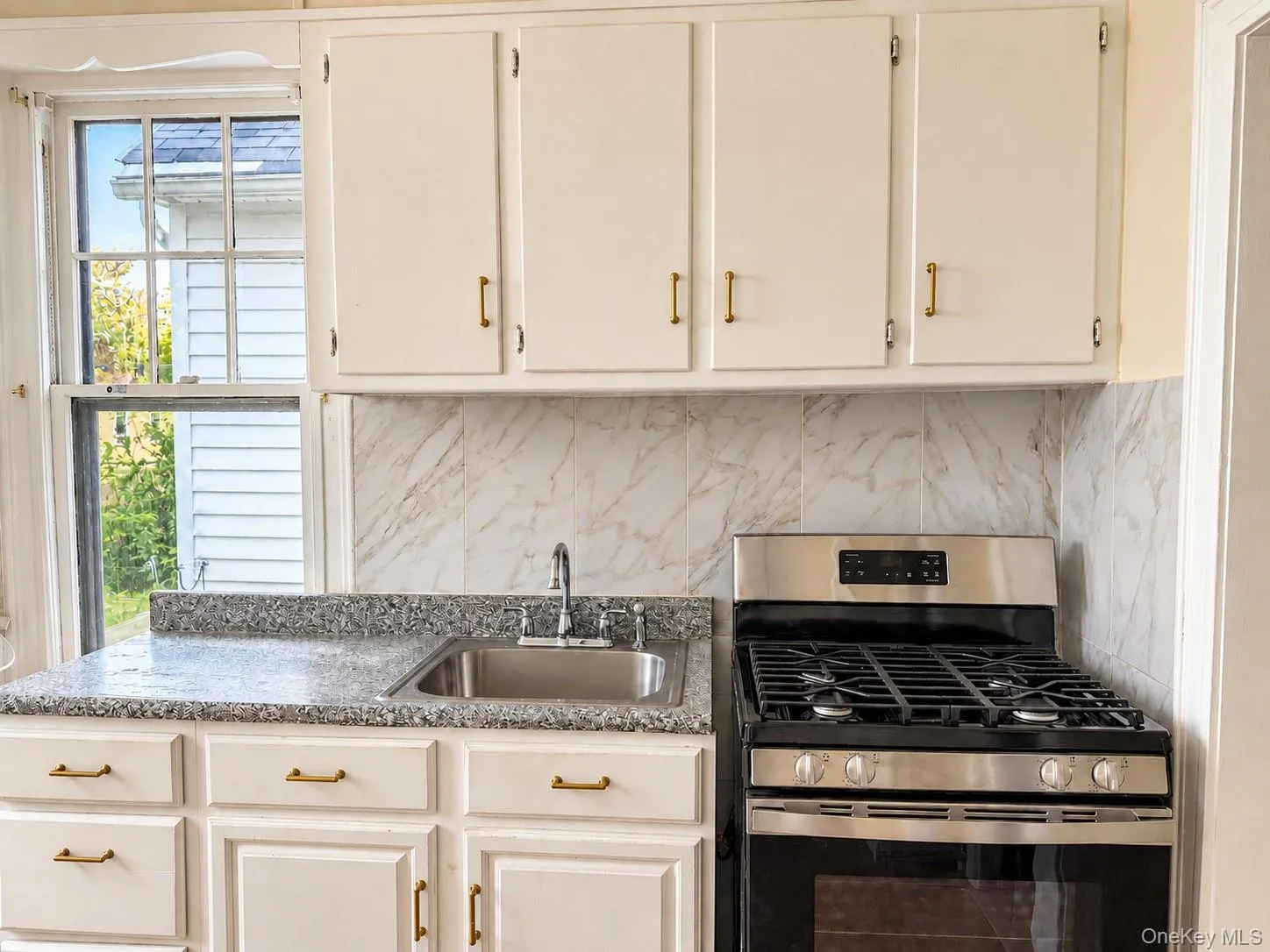 1465 Brooklyn Avenue, New York, NY, 3 Bedroom Bedrooms, 6 Room Rooms,1 BathroomBathrooms,Residential Lease,For Rent,Brooklyn Avenue,0,1058557 1465 Brooklyn Avenue, New York, NY, 3 Bedroom Bedrooms, 6 Room Rooms,1 BathroomBathrooms,Residential Lease,For Rent,Brooklyn Avenue,0,1058557