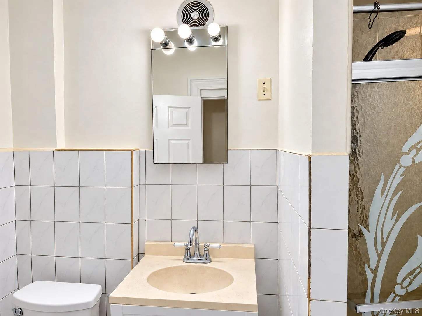 1465 Brooklyn Avenue, New York, NY, 3 Bedroom Bedrooms, 6 Room Rooms,1 BathroomBathrooms,Residential Lease,For Rent,Brooklyn Avenue,0,1058557 1465 Brooklyn Avenue, New York, NY, 3 Bedroom Bedrooms, 6 Room Rooms,1 BathroomBathrooms,Residential Lease,For Rent,Brooklyn Avenue,0,1058557