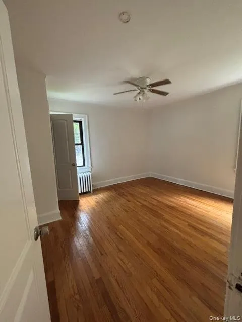 40 Oakwood Road, Huntington, NY, 2 Bedroom Bedrooms, 3 Room Rooms,1 BathroomBathrooms,Residential Lease,For Rent,Oakwood,0,1058564 40 Oakwood Road, Huntington, NY, 2 Bedroom Bedrooms, 3 Room Rooms,1 BathroomBathrooms,Residential Lease,For Rent,Oakwood,0,1058564