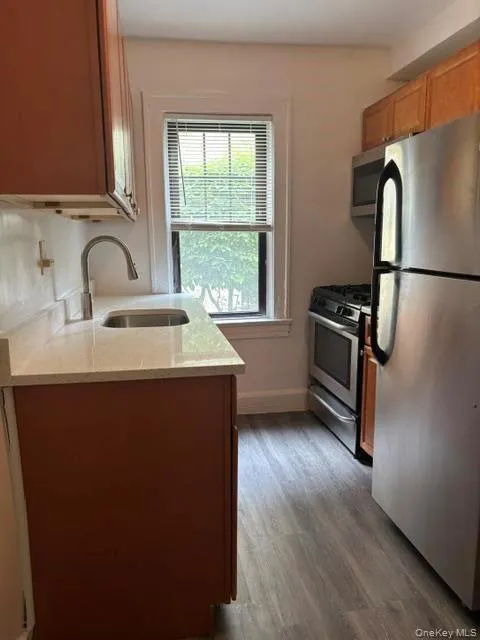 40 Oakwood Road, Huntington, NY, 2 Bedroom Bedrooms, 3 Room Rooms,1 BathroomBathrooms,Residential Lease,For Rent,Oakwood,0,1058564 40 Oakwood Road, Huntington, NY, 2 Bedroom Bedrooms, 3 Room Rooms,1 BathroomBathrooms,Residential Lease,For Rent,Oakwood,0,1058564