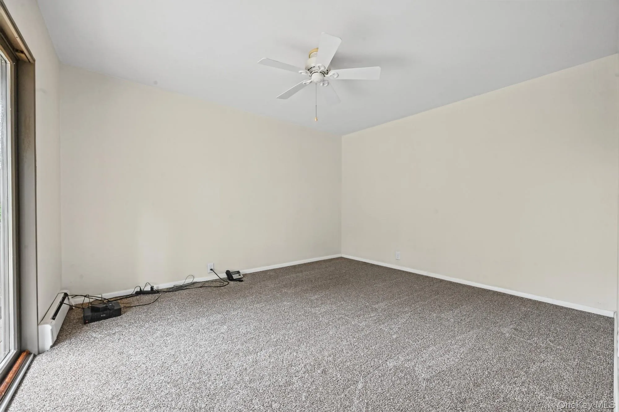 3 Alamo Drive, Brookhaven, NY, 3 Bedrooms Bedrooms, 6 Rooms Rooms,1 BathroomBathrooms,Residential,For Rent,Alamo,0,1058567 3 Alamo Drive, Brookhaven, NY, 3 Bedrooms Bedrooms, 6 Rooms Rooms,1 BathroomBathrooms,Residential,For Rent,Alamo,0,1058567