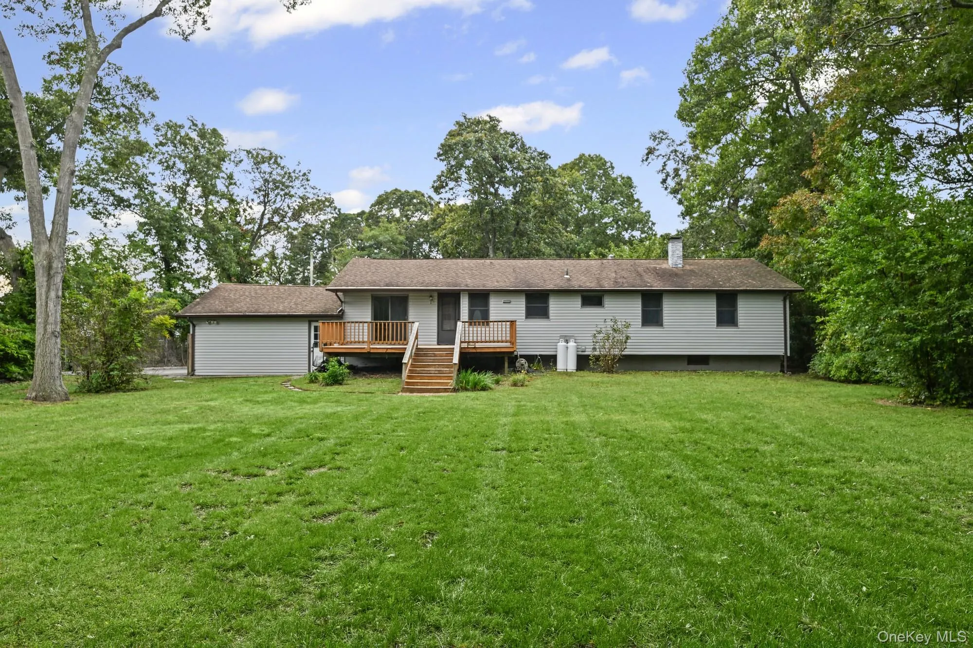 3 Alamo Drive, Brookhaven, NY, 3 Bedrooms Bedrooms, 6 Rooms Rooms,1 BathroomBathrooms,Residential,For Rent,Alamo,0,1058567 3 Alamo Drive, Brookhaven, NY, 3 Bedrooms Bedrooms, 6 Rooms Rooms,1 BathroomBathrooms,Residential,For Rent,Alamo,0,1058567