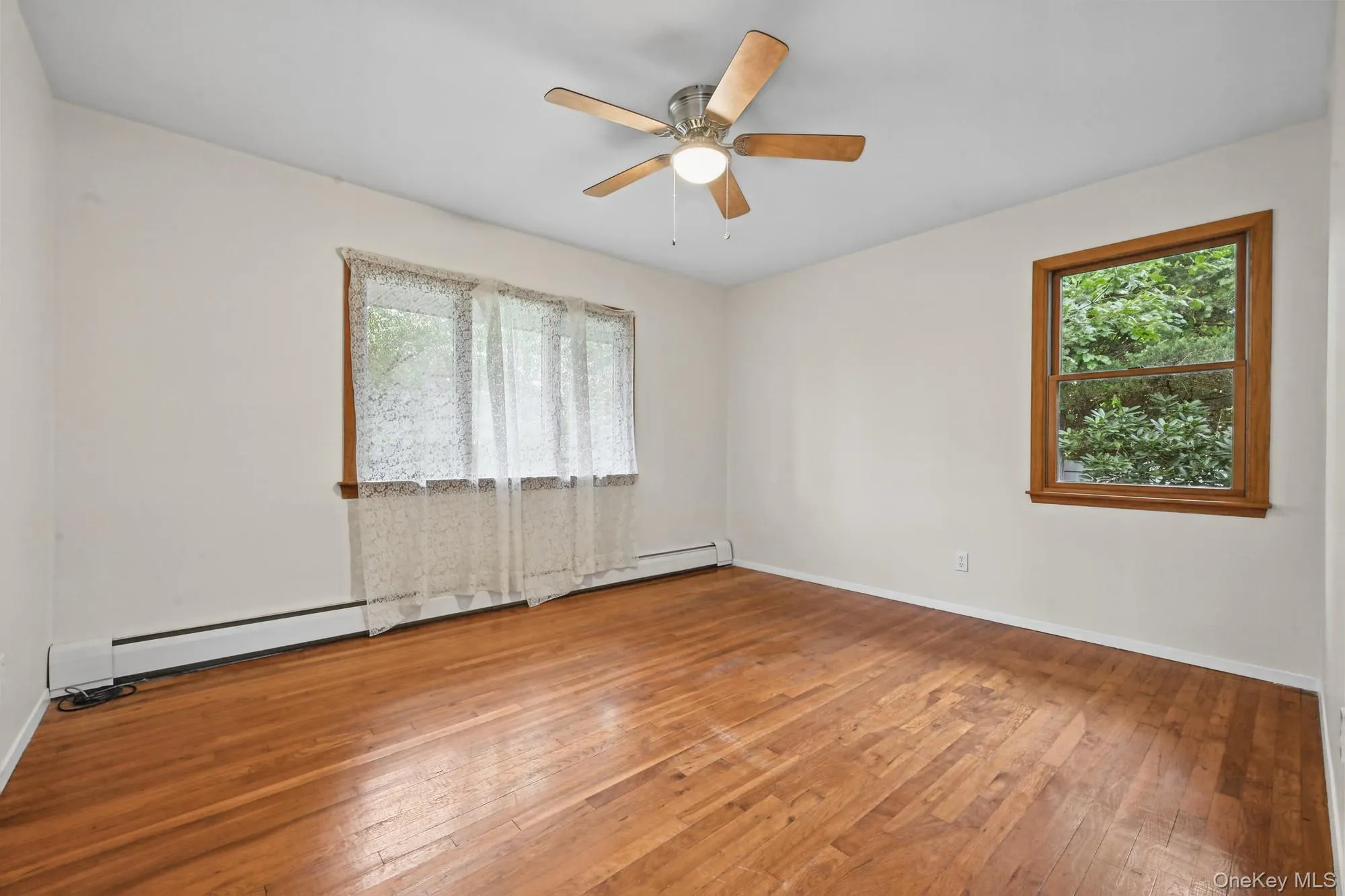3 Alamo Drive, Brookhaven, NY, 3 Bedrooms Bedrooms, 6 Rooms Rooms,1 BathroomBathrooms,Residential,For Rent,Alamo,0,1058567 3 Alamo Drive, Brookhaven, NY, 3 Bedrooms Bedrooms, 6 Rooms Rooms,1 BathroomBathrooms,Residential,For Rent,Alamo,0,1058567