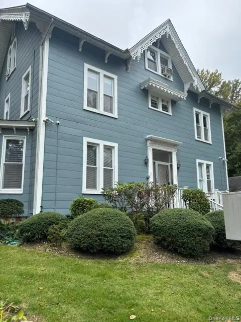 25 Knollwood Avenue, Huntington, NY, 1 Bedroom Bedrooms, 2 Room Rooms,1 BathroomBathrooms,Residential Lease,For Rent,Knollwood,0,1058568 25 Knollwood Avenue, Huntington, NY, 1 Bedroom Bedrooms, 2 Room Rooms,1 BathroomBathrooms,Residential Lease,For Rent,Knollwood,0,1058568