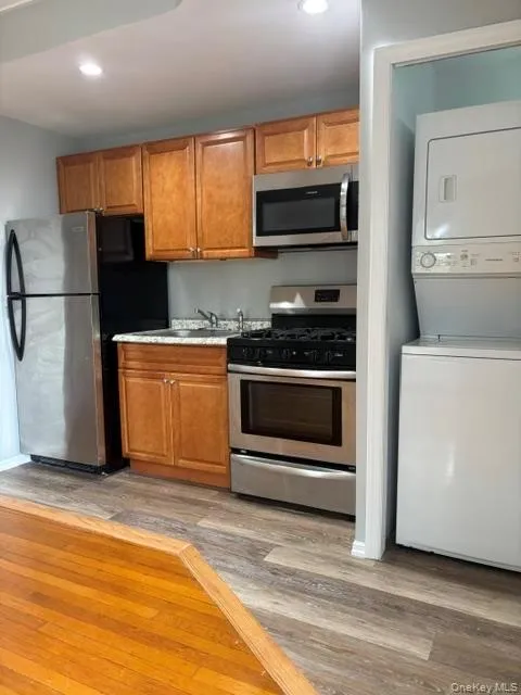25 Knollwood Avenue, Huntington, NY, 1 Bedroom Bedrooms, 2 Room Rooms,1 BathroomBathrooms,Residential Lease,For Rent,Knollwood,0,1058568 25 Knollwood Avenue, Huntington, NY, 1 Bedroom Bedrooms, 2 Room Rooms,1 BathroomBathrooms,Residential Lease,For Rent,Knollwood,0,1058568