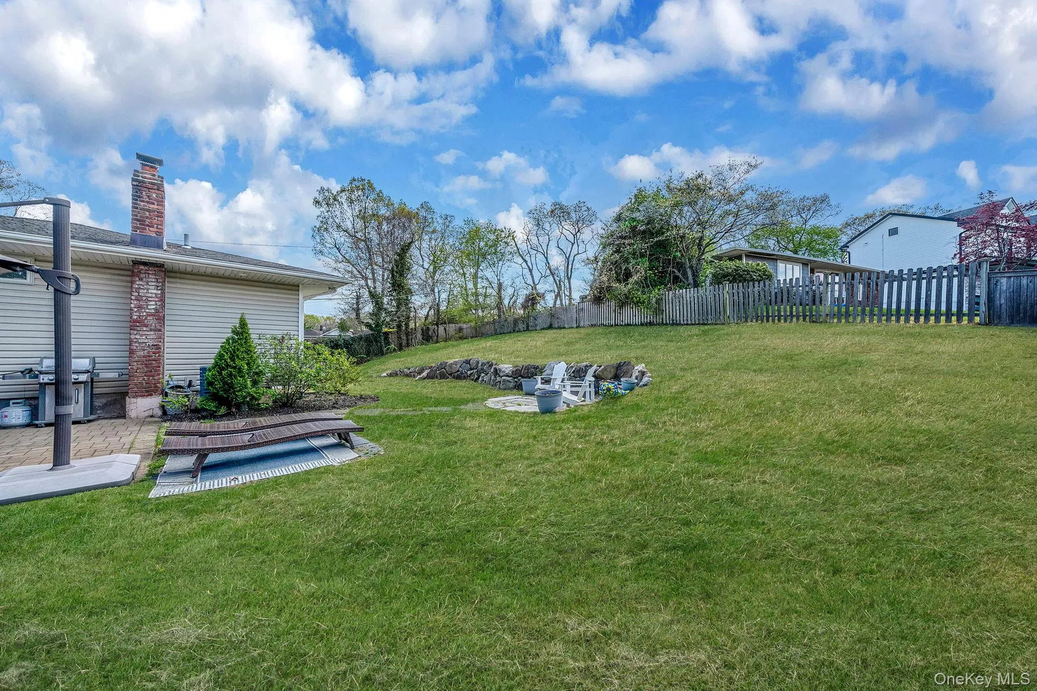 296 Moriches Road, Smithtown, NY, 3 Bedrooms Bedrooms, 6 Rooms Rooms,3 BathroomsBathrooms,Residential,For Rent,Moriches,0,1058587 296 Moriches Road, Smithtown, NY, 3 Bedrooms Bedrooms, 6 Rooms Rooms,3 BathroomsBathrooms,Residential,For Rent,Moriches,0,1058587