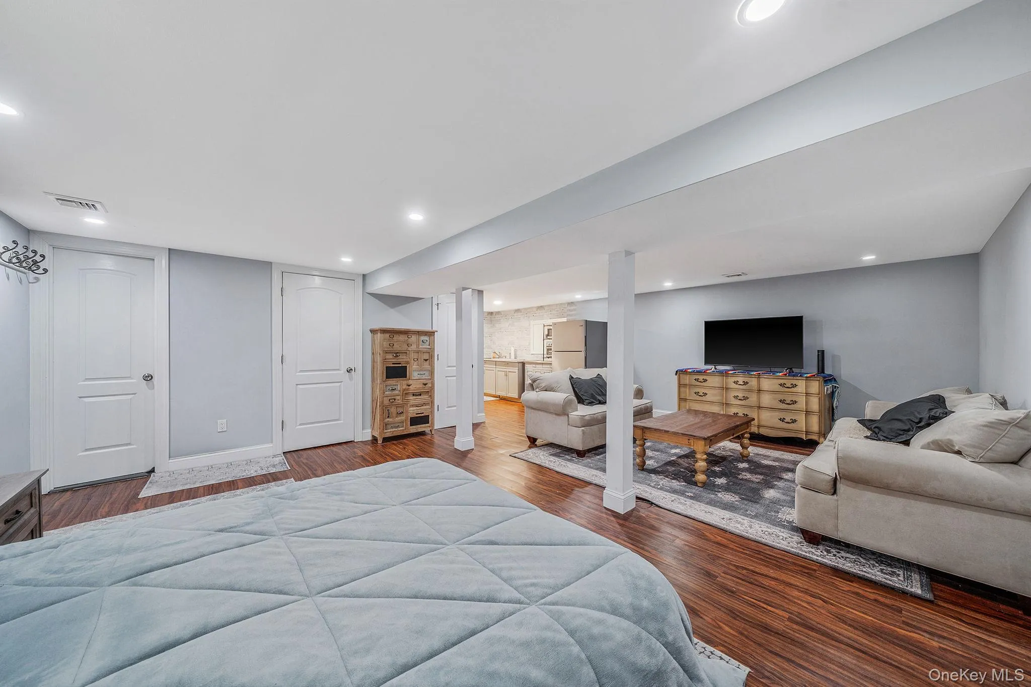 296 Moriches Road, Smithtown, NY, 3 Bedrooms Bedrooms, 6 Rooms Rooms,3 BathroomsBathrooms,Residential,For Rent,Moriches,0,1058587 296 Moriches Road, Smithtown, NY, 3 Bedrooms Bedrooms, 6 Rooms Rooms,3 BathroomsBathrooms,Residential,For Rent,Moriches,0,1058587