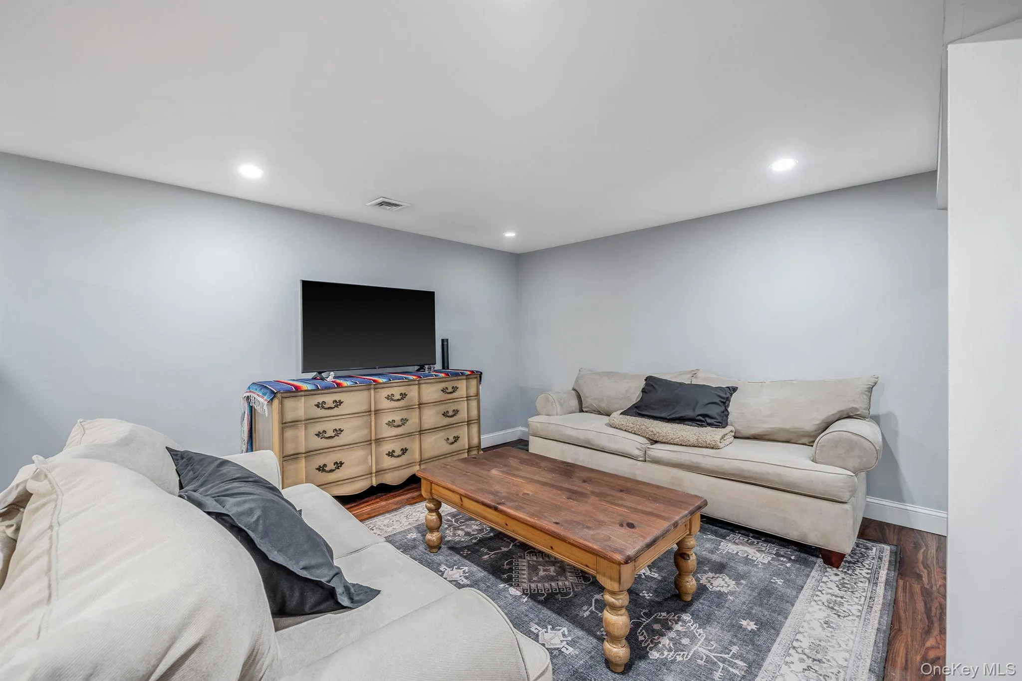 296 Moriches Road, Smithtown, NY, 3 Bedrooms Bedrooms, 6 Rooms Rooms,3 BathroomsBathrooms,Residential,For Rent,Moriches,0,1058587 296 Moriches Road, Smithtown, NY, 3 Bedrooms Bedrooms, 6 Rooms Rooms,3 BathroomsBathrooms,Residential,For Rent,Moriches,0,1058587