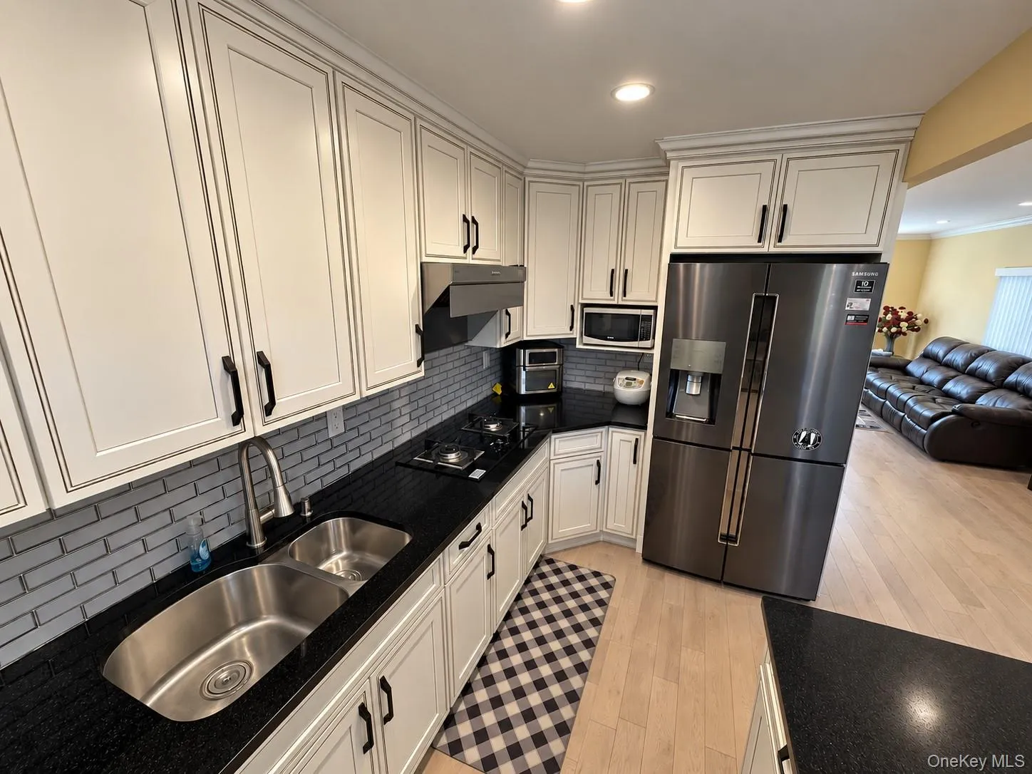 14-82 212 Street, New York, NY, 2 Bedrooms Bedrooms, 5 Rooms Rooms,1 BathroomBathrooms,Residential,For Rent,212,0,1058589 14-82 212 Street, New York, NY, 2 Bedrooms Bedrooms, 5 Rooms Rooms,1 BathroomBathrooms,Residential,For Rent,212,0,1058589