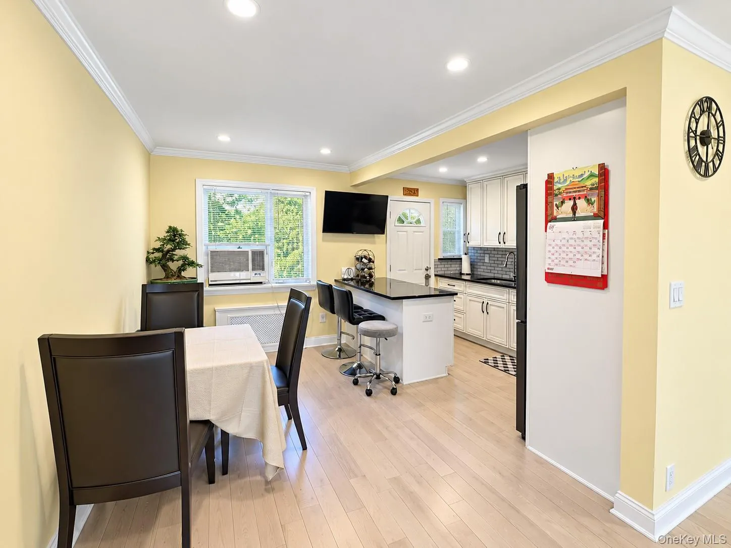 14-82 212 Street, New York, NY, 2 Bedrooms Bedrooms, 5 Rooms Rooms,1 BathroomBathrooms,Residential,For Rent,212,0,1058589 14-82 212 Street, New York, NY, 2 Bedrooms Bedrooms, 5 Rooms Rooms,1 BathroomBathrooms,Residential,For Rent,212,0,1058589