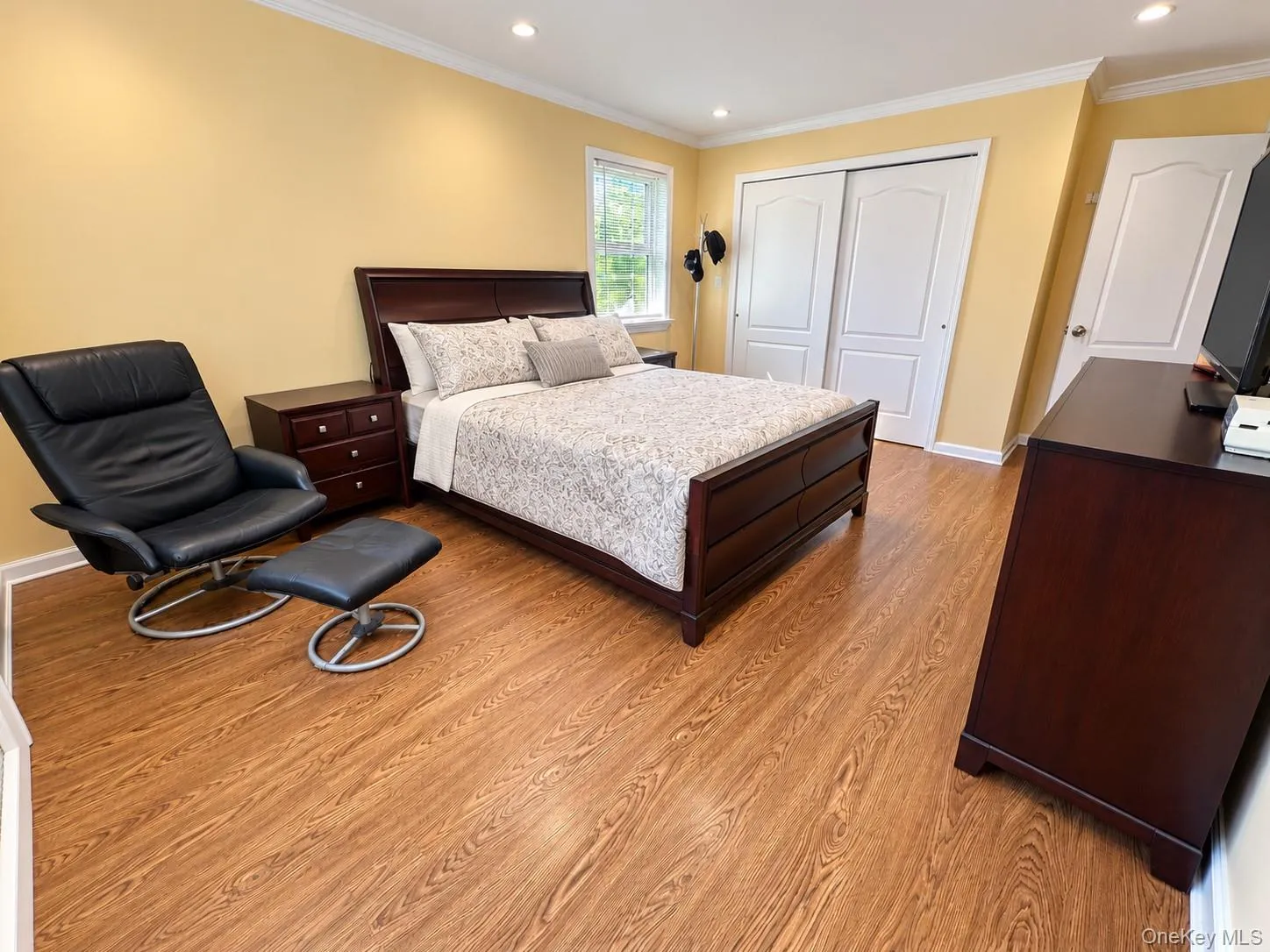 14-82 212 Street, New York, NY, 2 Bedrooms Bedrooms, 5 Rooms Rooms,1 BathroomBathrooms,Residential,For Rent,212,0,1058589 14-82 212 Street, New York, NY, 2 Bedrooms Bedrooms, 5 Rooms Rooms,1 BathroomBathrooms,Residential,For Rent,212,0,1058589