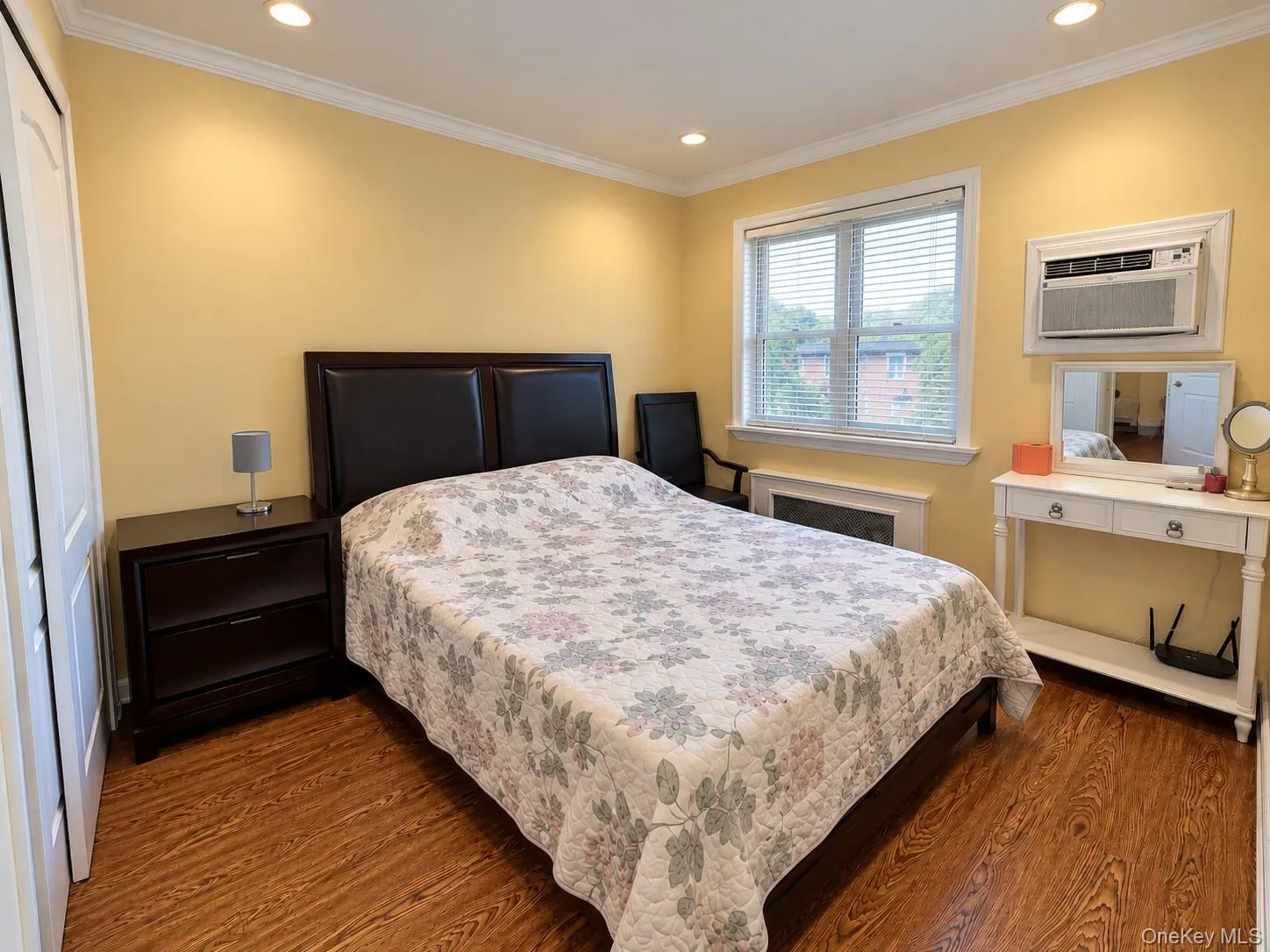 14-82 212 Street, New York, NY, 2 Bedrooms Bedrooms, 5 Rooms Rooms,1 BathroomBathrooms,Residential,For Rent,212,0,1058589 14-82 212 Street, New York, NY, 2 Bedrooms Bedrooms, 5 Rooms Rooms,1 BathroomBathrooms,Residential,For Rent,212,0,1058589