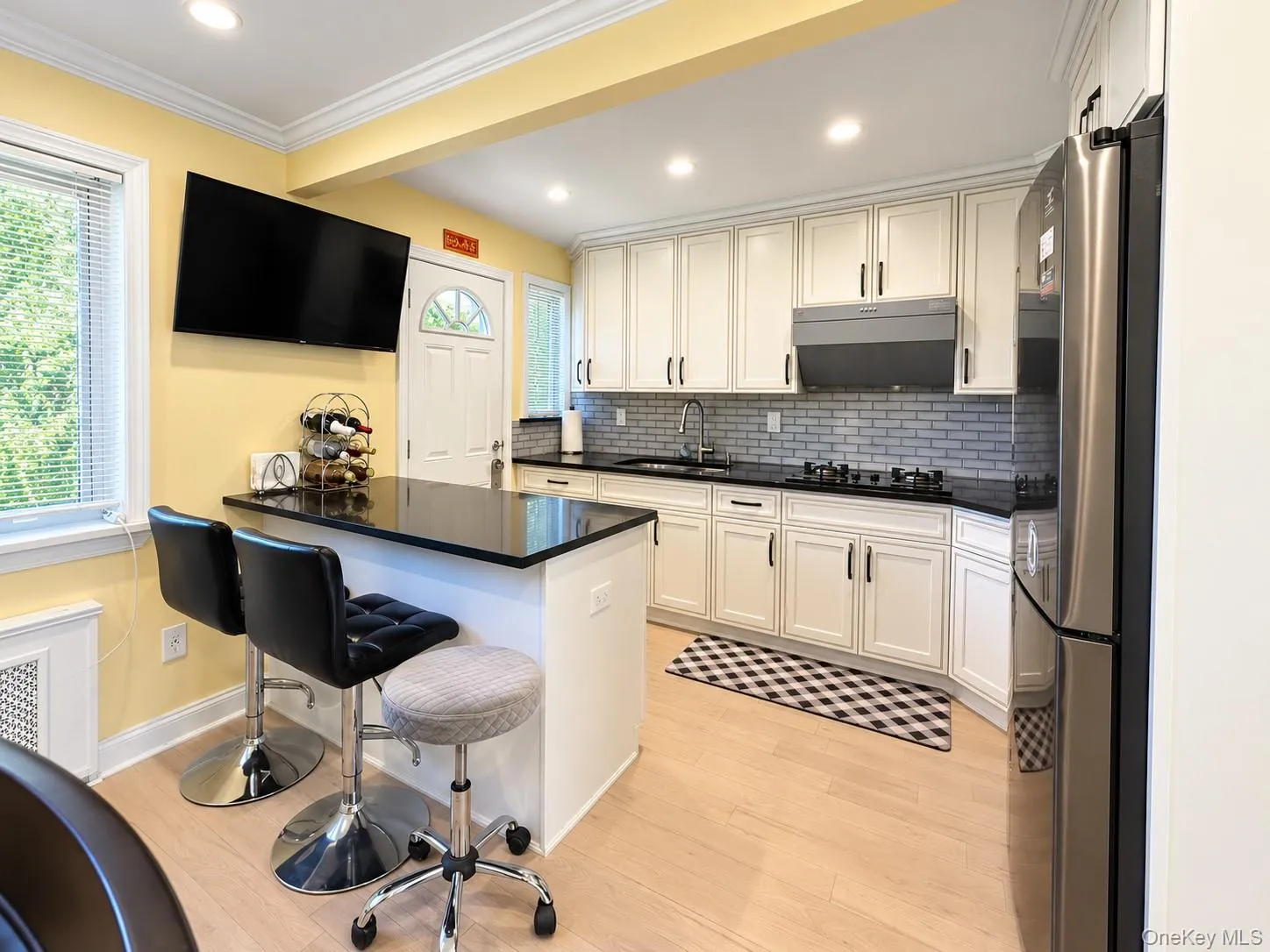 14-82 212 Street, New York, NY, 2 Bedrooms Bedrooms, 5 Rooms Rooms,1 BathroomBathrooms,Residential,For Rent,212,0,1058589 14-82 212 Street, New York, NY, 2 Bedrooms Bedrooms, 5 Rooms Rooms,1 BathroomBathrooms,Residential,For Rent,212,0,1058589