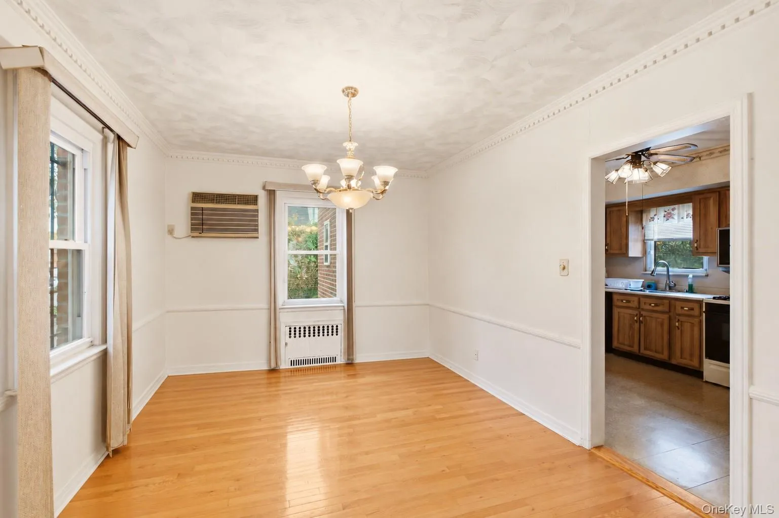 163-68 25th Avenue, New York, NY, 3 Bedrooms Bedrooms, 12 Rooms Rooms,1 BathroomBathrooms,Residential,For Rent,25th,0,1058592 163-68 25th Avenue, New York, NY, 3 Bedrooms Bedrooms, 12 Rooms Rooms,1 BathroomBathrooms,Residential,For Rent,25th,0,1058592