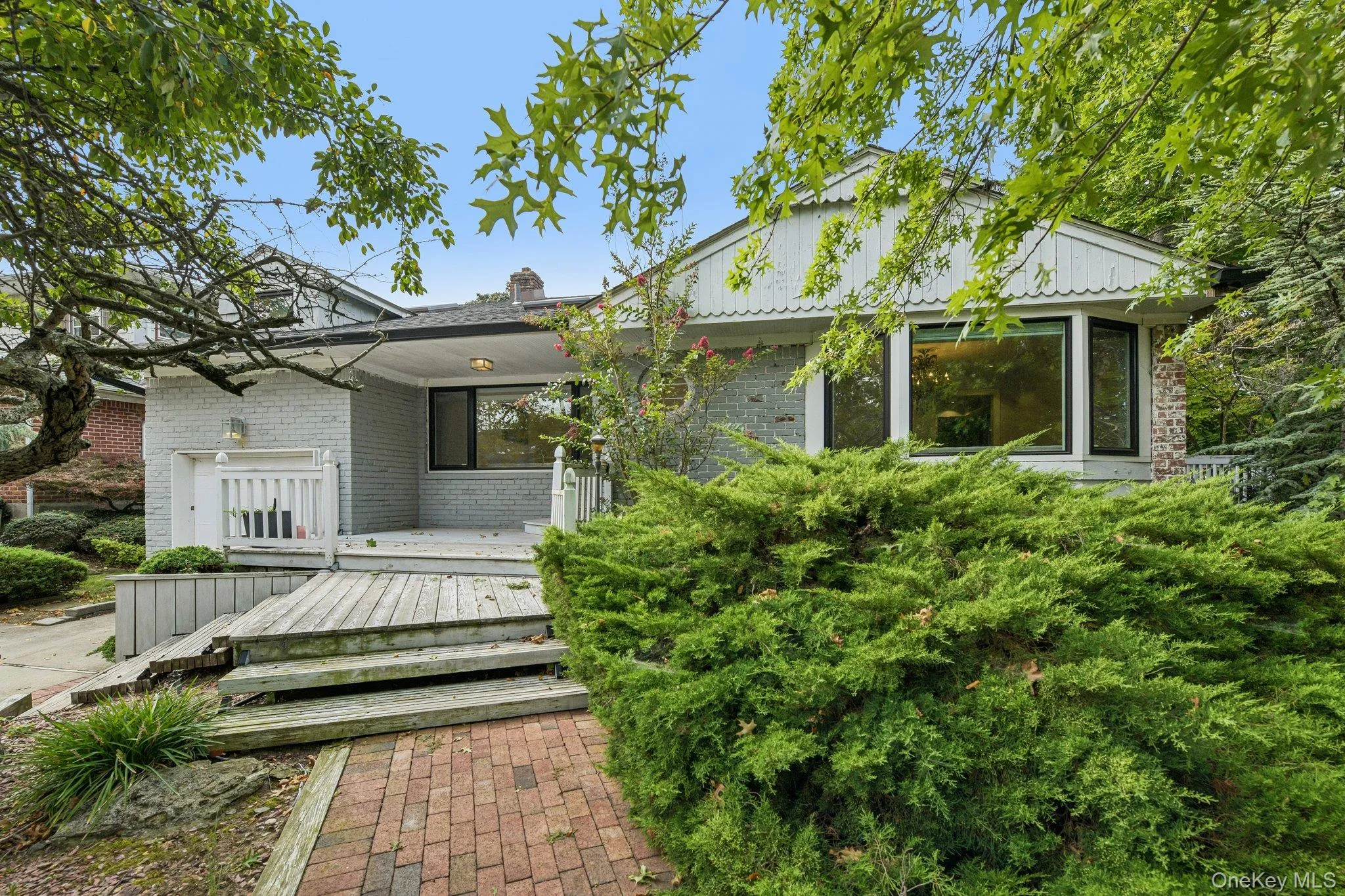 850 Oliver Street, Hempstead, NY, 5 Bedrooms Bedrooms, 9 Rooms Rooms,3 BathroomsBathrooms,Residential,For Rent,Oliver,0,1058593 850 Oliver Street, Hempstead, NY, 5 Bedrooms Bedrooms, 9 Rooms Rooms,3 BathroomsBathrooms,Residential,For Rent,Oliver,0,1058593