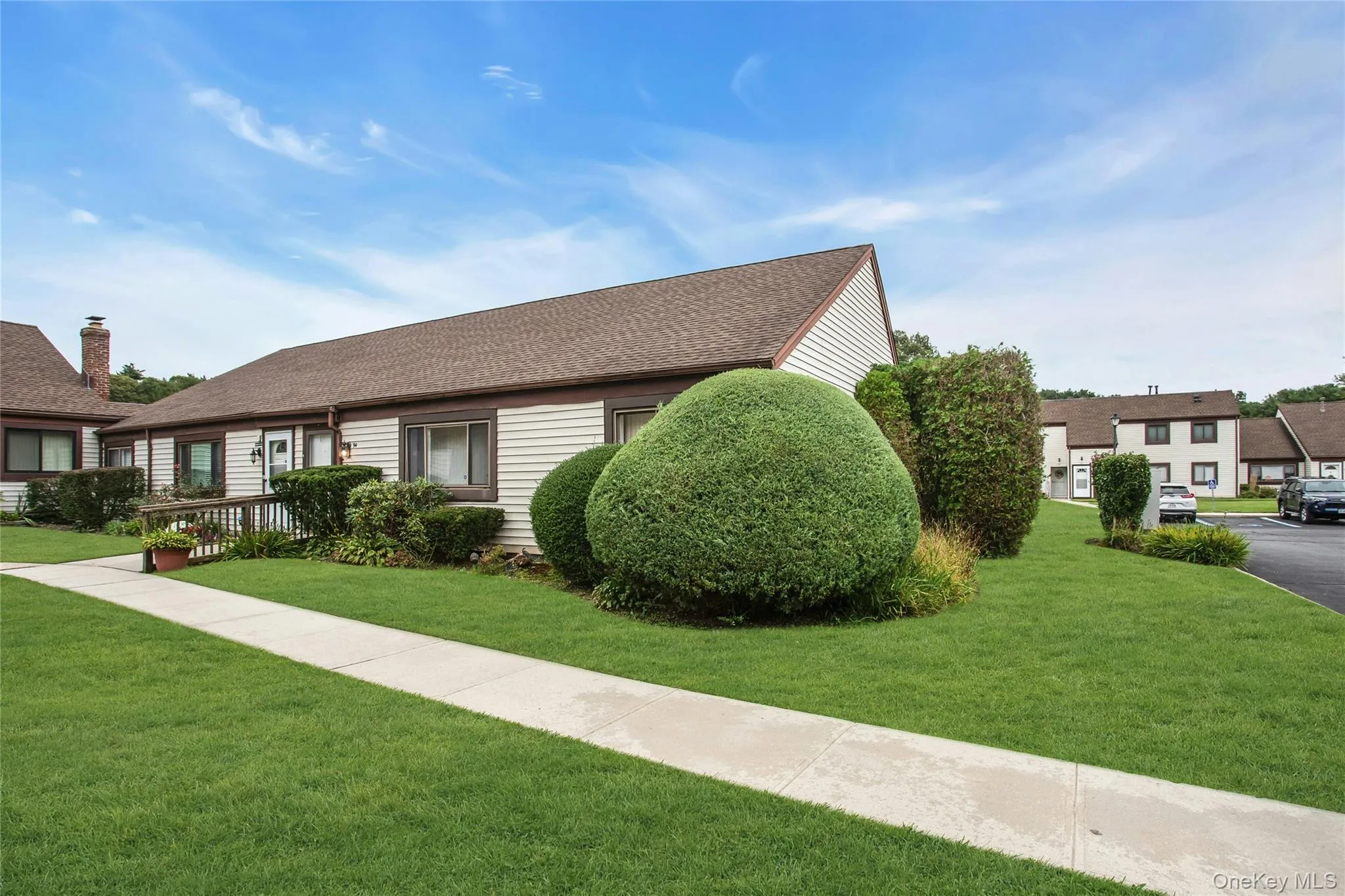 94 Gauguin Court, Brookhaven, NY, 2 Bedrooms Bedrooms, 4 Rooms Rooms,1 BathroomBathrooms,Residential,For Rent,Gauguin,0,1058597 94 Gauguin Court, Brookhaven, NY, 2 Bedrooms Bedrooms, 4 Rooms Rooms,1 BathroomBathrooms,Residential,For Rent,Gauguin,0,1058597