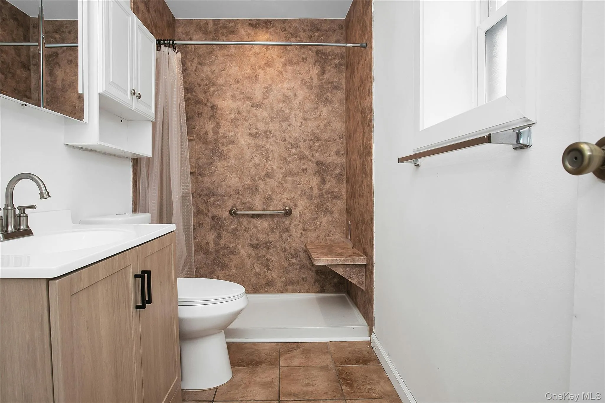 94 Gauguin Court, Brookhaven, NY, 2 Bedrooms Bedrooms, 4 Rooms Rooms,1 BathroomBathrooms,Residential,For Rent,Gauguin,0,1058597 94 Gauguin Court, Brookhaven, NY, 2 Bedrooms Bedrooms, 4 Rooms Rooms,1 BathroomBathrooms,Residential,For Rent,Gauguin,0,1058597