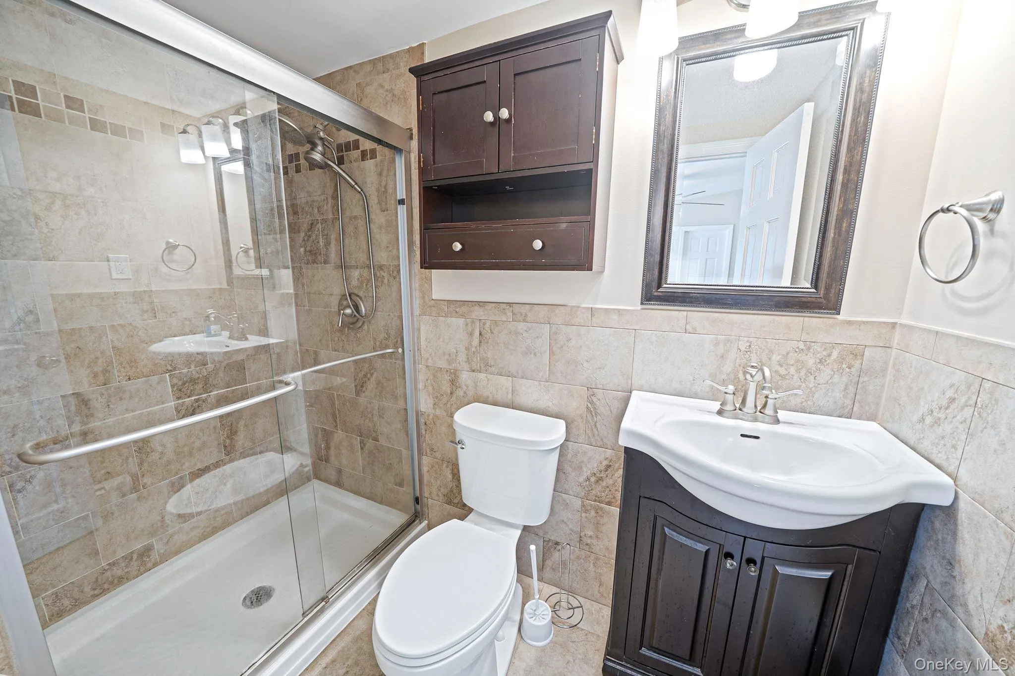27 Lehigh Lane, Brookhaven, NY, 4 Bedrooms Bedrooms, 10 Rooms Rooms,2 BathroomsBathrooms,Residential,For Rent,Lehigh,0,1058608 27 Lehigh Lane, Brookhaven, NY, 4 Bedrooms Bedrooms, 10 Rooms Rooms,2 BathroomsBathrooms,Residential,For Rent,Lehigh,0,1058608