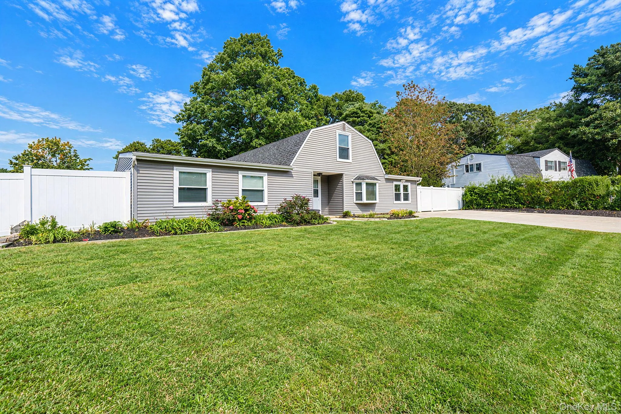 27 Lehigh Lane, Brookhaven, NY, 4 Bedrooms Bedrooms, 10 Rooms Rooms,2 BathroomsBathrooms,Residential,For Rent,Lehigh,0,1058608 27 Lehigh Lane, Brookhaven, NY, 4 Bedrooms Bedrooms, 10 Rooms Rooms,2 BathroomsBathrooms,Residential,For Rent,Lehigh,0,1058608
