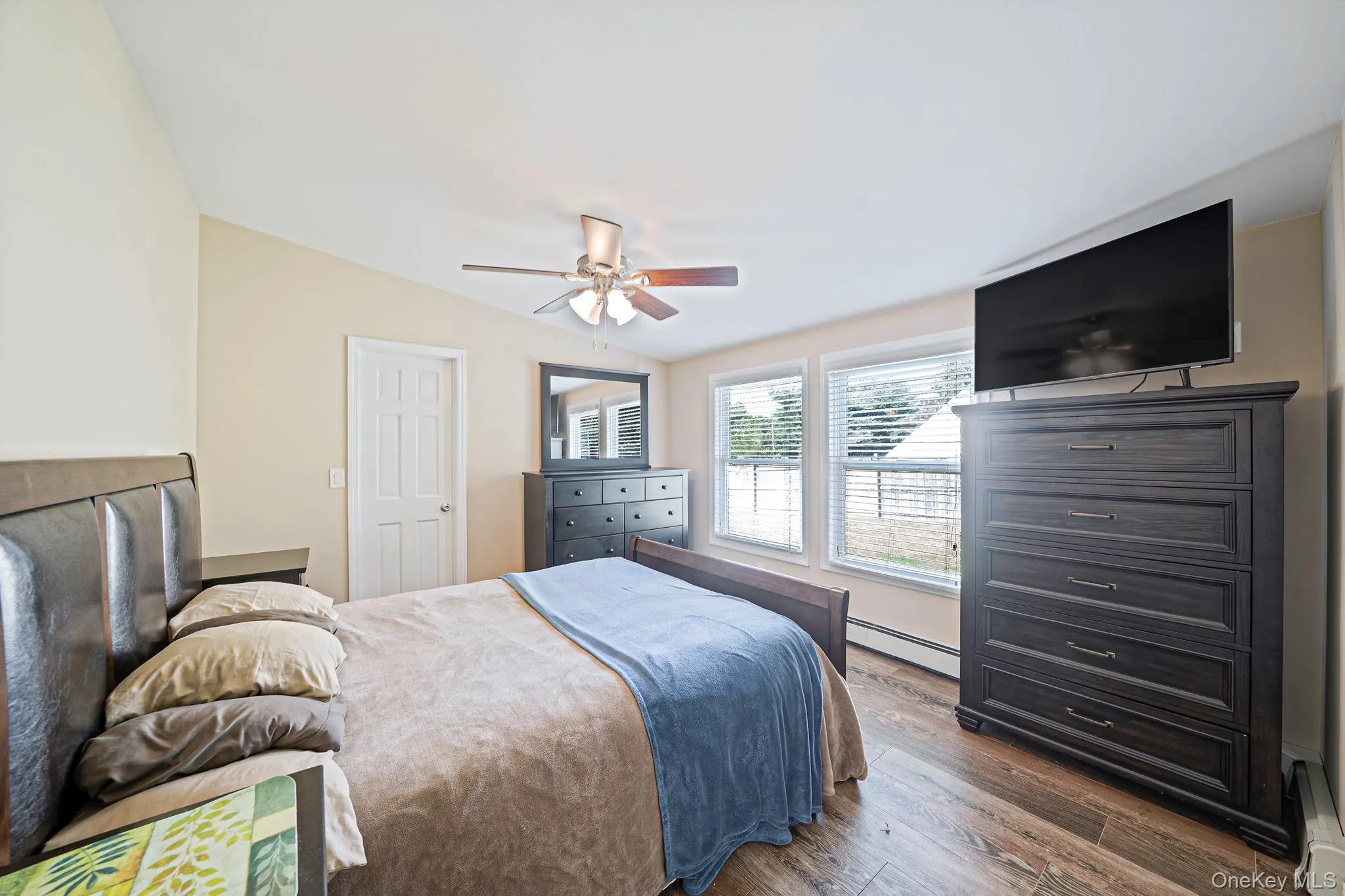 27 Lehigh Lane, Brookhaven, NY, 4 Bedrooms Bedrooms, 10 Rooms Rooms,2 BathroomsBathrooms,Residential,For Rent,Lehigh,0,1058608 27 Lehigh Lane, Brookhaven, NY, 4 Bedrooms Bedrooms, 10 Rooms Rooms,2 BathroomsBathrooms,Residential,For Rent,Lehigh,0,1058608