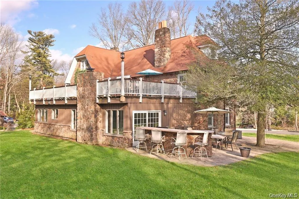 245 Townline Road, Orangetown, NY, 5 Bedroom Bedrooms, 10 Room Rooms,3 BathroomBathrooms,Residential Lease,For Rent,Townline,0,1058611 245 Townline Road, Orangetown, NY, 5 Bedroom Bedrooms, 10 Room Rooms,3 BathroomBathrooms,Residential Lease,For Rent,Townline,0,1058611