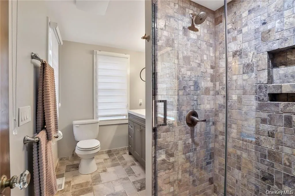 245 Townline Road, Orangetown, NY, 5 Bedroom Bedrooms, 10 Room Rooms,3 BathroomBathrooms,Residential Lease,For Rent,Townline,0,1058611 245 Townline Road, Orangetown, NY, 5 Bedroom Bedrooms, 10 Room Rooms,3 BathroomBathrooms,Residential Lease,For Rent,Townline,0,1058611