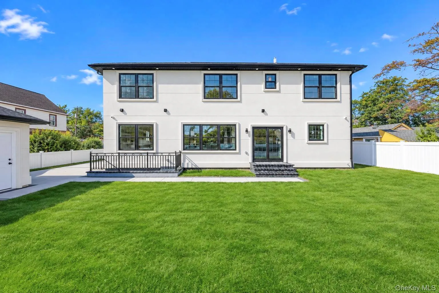 29 East Street, Oyster Bay, NY, 5 Bedrooms Bedrooms, 12 Rooms Rooms,5 BathroomsBathrooms,Residential,For Rent,East,0,1058613 29 East Street, Oyster Bay, NY, 5 Bedrooms Bedrooms, 12 Rooms Rooms,5 BathroomsBathrooms,Residential,For Rent,East,0,1058613