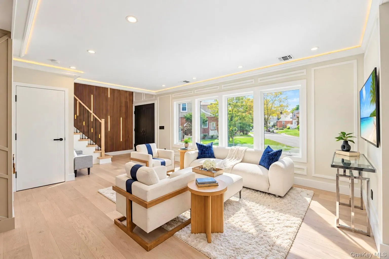 1 Garland Lane, Hempstead, NY, 5 Bedrooms Bedrooms, 10 Rooms Rooms,3 BathroomsBathrooms,Residential,For Rent,Garland,0,1058620 1 Garland Lane, Hempstead, NY, 5 Bedrooms Bedrooms, 10 Rooms Rooms,3 BathroomsBathrooms,Residential,For Rent,Garland,0,1058620