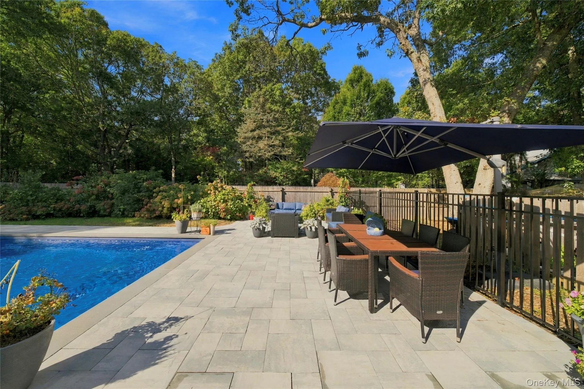 7 Bridle Path, Southampton, New York 11978