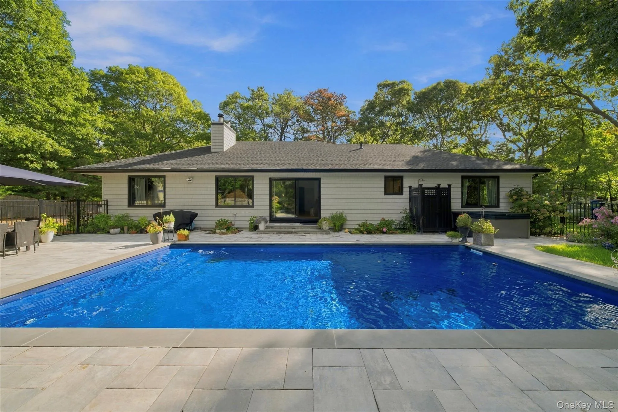 7 Bridle Path, Southampton, New York 11978