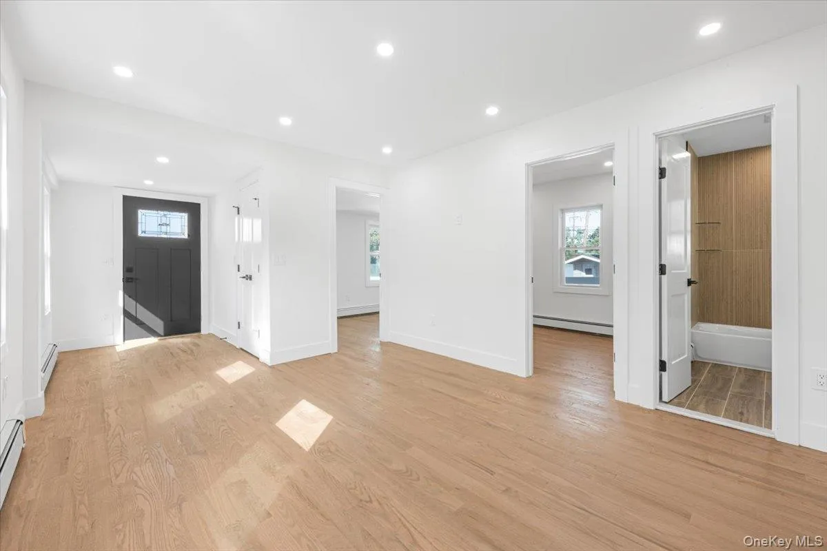 609 Hempstead Gardens Drive, Hempstead, NY, 3 Bedrooms Bedrooms, 6 Rooms Rooms,2 BathroomsBathrooms,Residential,For Rent,Hempstead Gardens,0,1058624 609 Hempstead Gardens Drive, Hempstead, NY, 3 Bedrooms Bedrooms, 6 Rooms Rooms,2 BathroomsBathrooms,Residential,For Rent,Hempstead Gardens,0,1058624