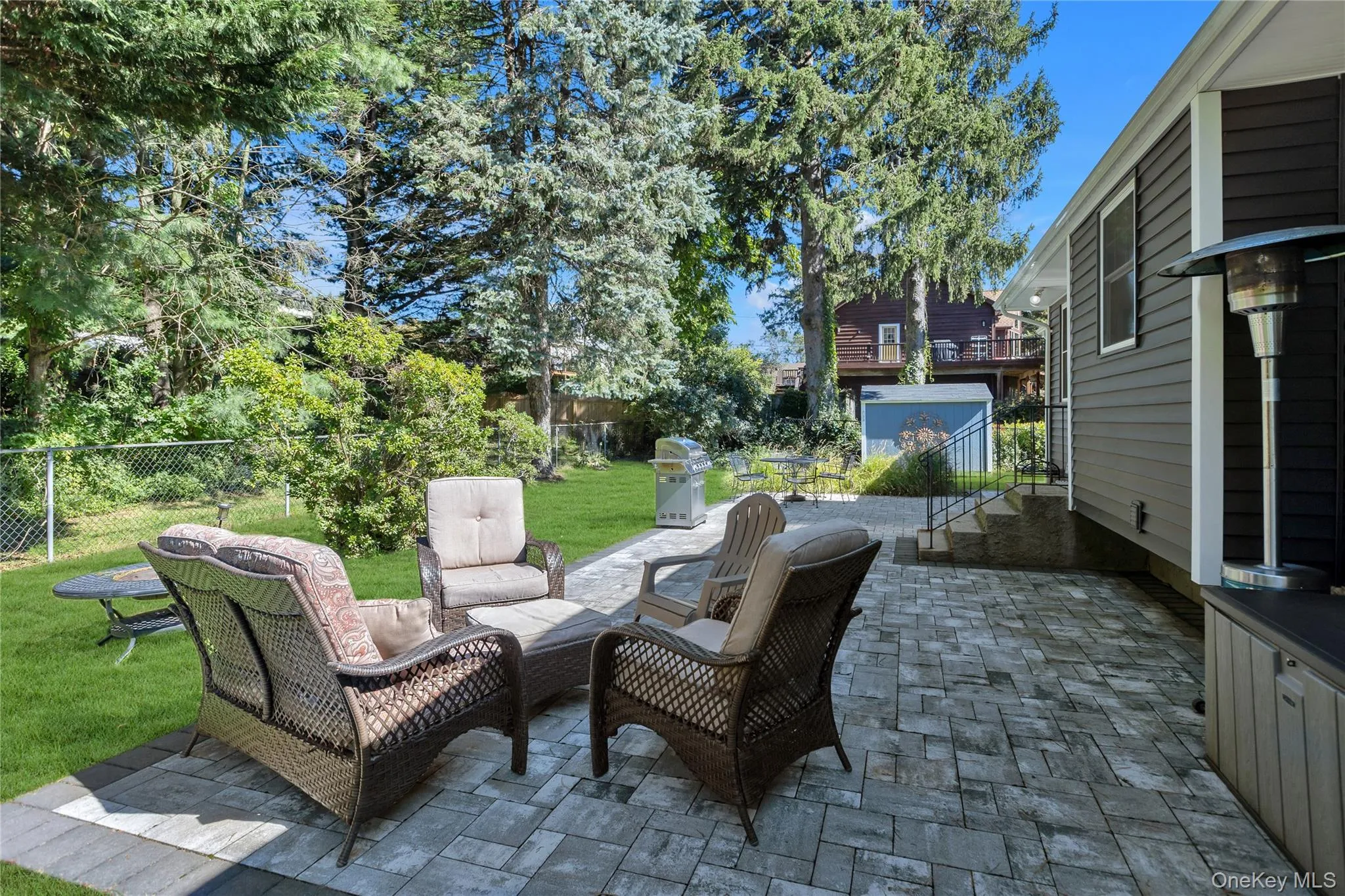 Access from kitchen to patio Access from kitchen to patio