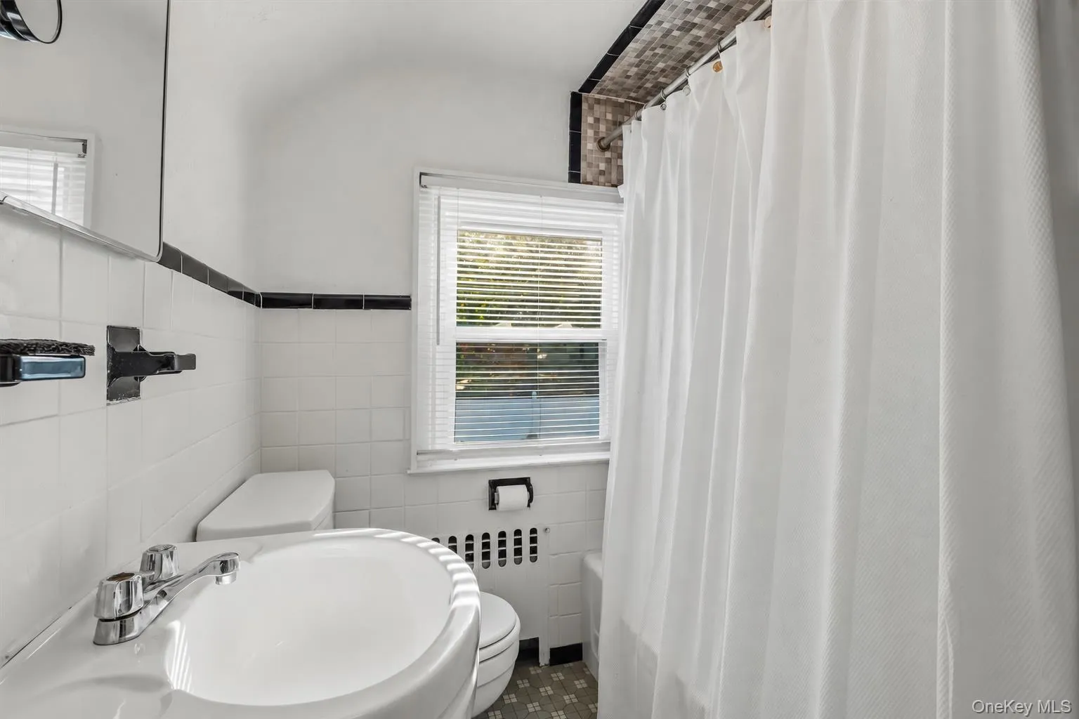 162 AKA 164 Rosedale Road, Yonkers, NY, 3 Bedrooms Bedrooms, 7 Rooms Rooms,2 BathroomsBathrooms,Residential,For Rent,AKA 164 Rosedale,0,1058630 162 AKA 164 Rosedale Road, Yonkers, NY, 3 Bedrooms Bedrooms, 7 Rooms Rooms,2 BathroomsBathrooms,Residential,For Rent,AKA 164 Rosedale,0,1058630