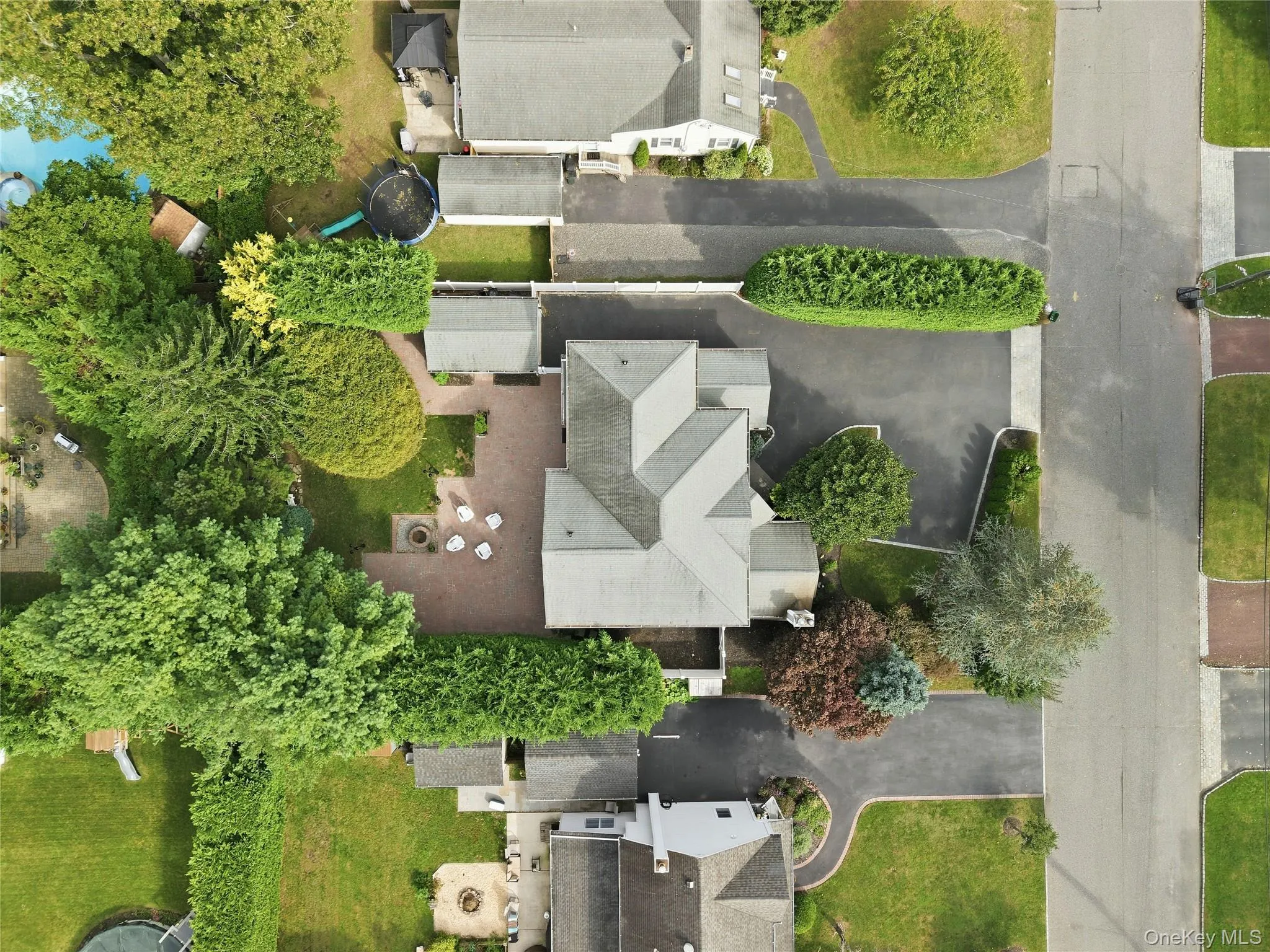 19 Judith Place, Islip, NY, 4 Bedrooms Bedrooms, 11 Rooms Rooms,2 BathroomsBathrooms,Residential,For Rent,Judith,0,1058631 19 Judith Place, Islip, NY, 4 Bedrooms Bedrooms, 11 Rooms Rooms,2 BathroomsBathrooms,Residential,For Rent,Judith,0,1058631
