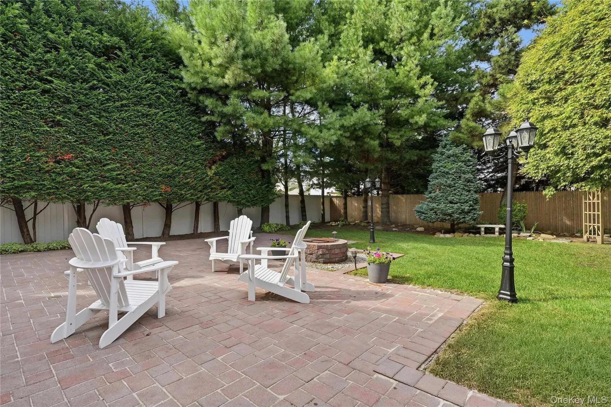 19 Judith Place, Islip, NY, 4 Bedrooms Bedrooms, 11 Rooms Rooms,2 BathroomsBathrooms,Residential,For Rent,Judith,0,1058631 19 Judith Place, Islip, NY, 4 Bedrooms Bedrooms, 11 Rooms Rooms,2 BathroomsBathrooms,Residential,For Rent,Judith,0,1058631