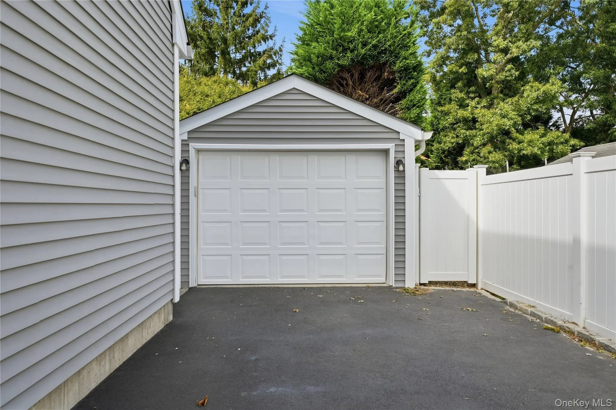 19 Judith Place, Islip, NY, 4 Bedrooms Bedrooms, 11 Rooms Rooms,2 BathroomsBathrooms,Residential,For Rent,Judith,0,1058631 19 Judith Place, Islip, NY, 4 Bedrooms Bedrooms, 11 Rooms Rooms,2 BathroomsBathrooms,Residential,For Rent,Judith,0,1058631