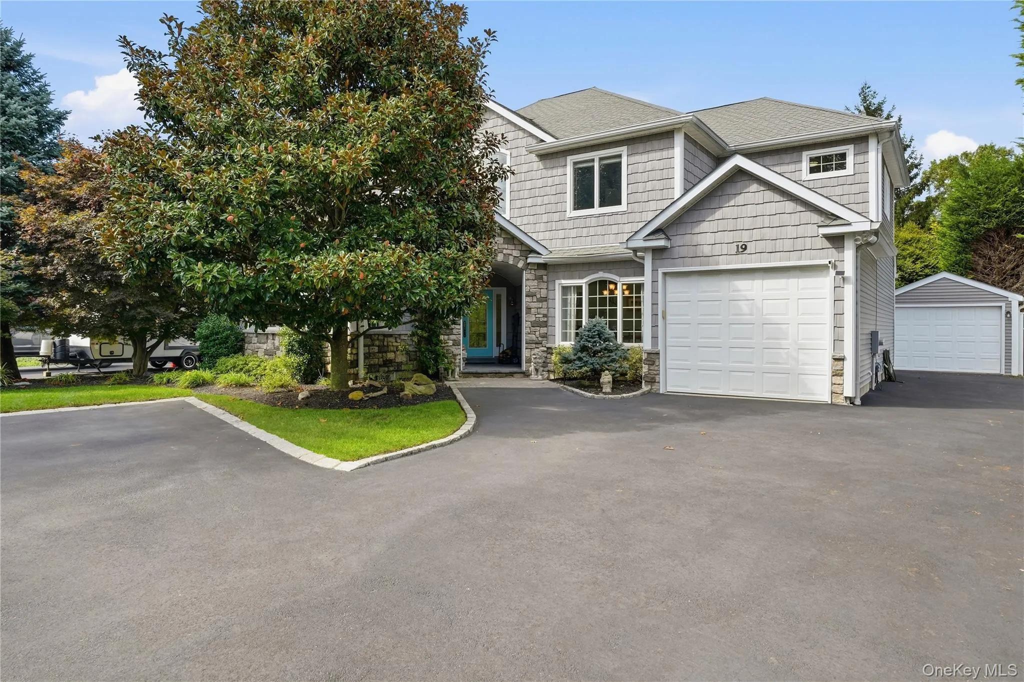 19 Judith Place, Islip, NY, 4 Bedrooms Bedrooms, 11 Rooms Rooms,2 BathroomsBathrooms,Residential,For Rent,Judith,0,1058631 19 Judith Place, Islip, NY, 4 Bedrooms Bedrooms, 11 Rooms Rooms,2 BathroomsBathrooms,Residential,For Rent,Judith,0,1058631