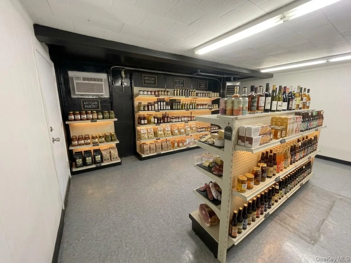 44 N 3rd St, Hudson, NY, ,Commercial Lease,For Rent,3rd St,0,1058636 44 N 3rd St, Hudson, NY, ,Commercial Lease,For Rent,3rd St,0,1058636