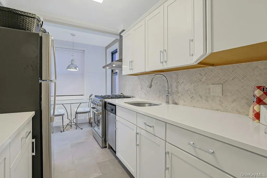 142 Garth Road, Eastchester, NY, 1 Bedroom Bedrooms, 3 Room Rooms,1 BathroomBathrooms,Residential Lease,For Rent,Garth,0,1058637 142 Garth Road, Eastchester, NY, 1 Bedroom Bedrooms, 3 Room Rooms,1 BathroomBathrooms,Residential Lease,For Rent,Garth,0,1058637