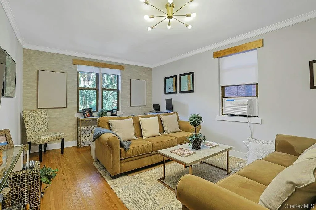 142 Garth Road, Eastchester, NY, 1 Bedroom Bedrooms, 3 Room Rooms,1 BathroomBathrooms,Residential Lease,For Rent,Garth,0,1058637 142 Garth Road, Eastchester, NY, 1 Bedroom Bedrooms, 3 Room Rooms,1 BathroomBathrooms,Residential Lease,For Rent,Garth,0,1058637