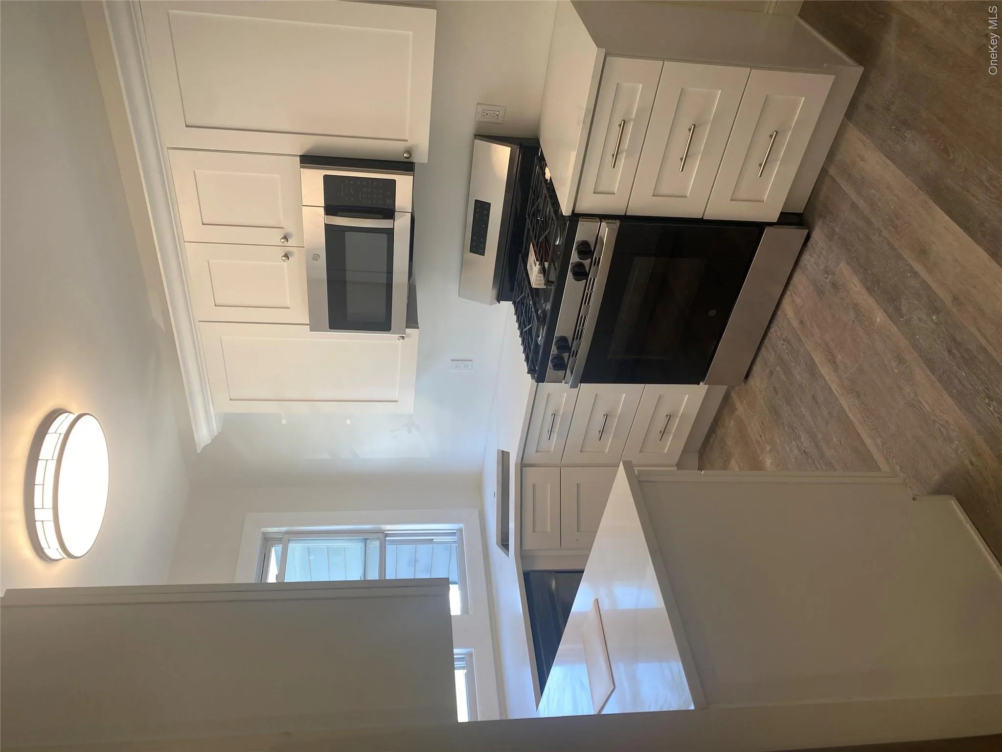 1 Park Avenue, Babylon, NY, 2 Bedroom Bedrooms, 4 Room Rooms,1 BathroomBathrooms,Residential Lease,For Rent,Park,0,1058645 1 Park Avenue, Babylon, NY, 2 Bedroom Bedrooms, 4 Room Rooms,1 BathroomBathrooms,Residential Lease,For Rent,Park,0,1058645