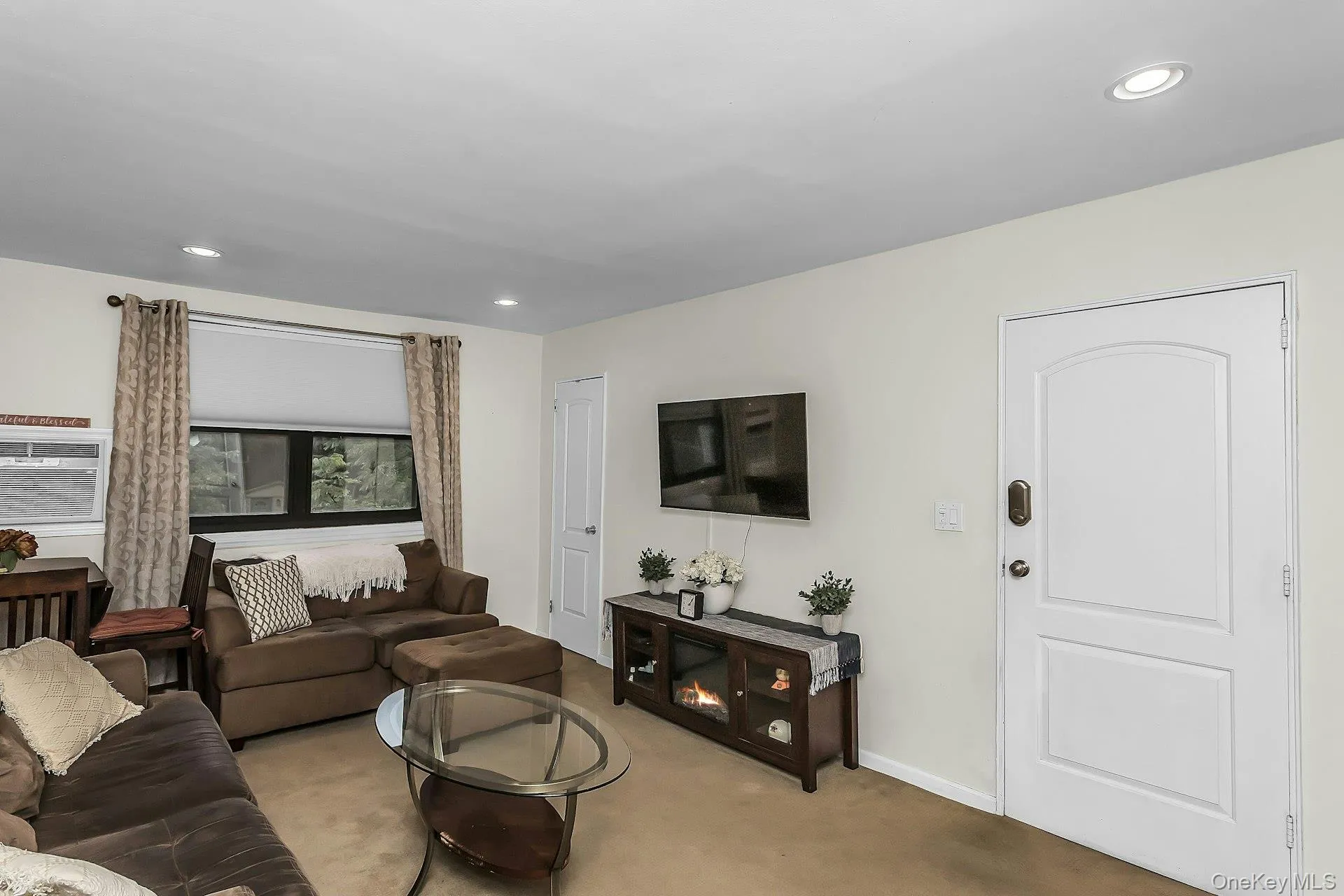 244-25 57th Drive, New York, NY, 3 Bedrooms Bedrooms, 5 Rooms Rooms,1 BathroomBathrooms,Residential,For Rent,57th,0,1058646 244-25 57th Drive, New York, NY, 3 Bedrooms Bedrooms, 5 Rooms Rooms,1 BathroomBathrooms,Residential,For Rent,57th,0,1058646