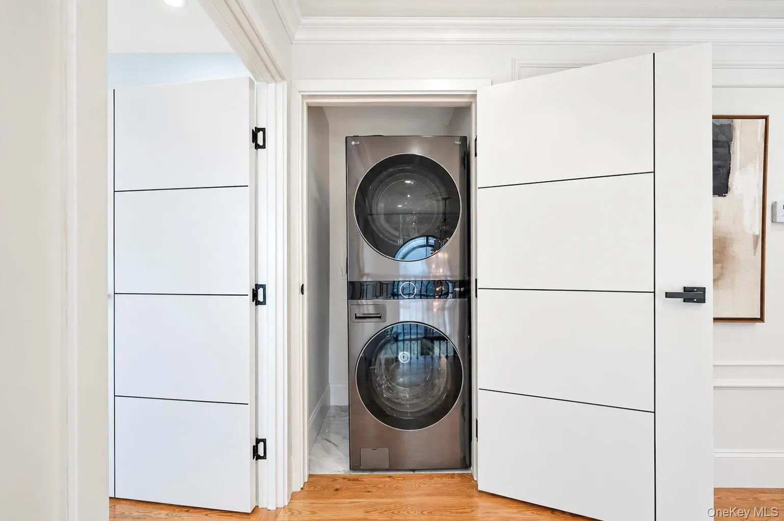 1 Magenta Street, Oyster Bay, NY, 5 Bedrooms Bedrooms, 12 Rooms Rooms,6 BathroomsBathrooms,Residential,For Rent,Magenta,0,1058647 1 Magenta Street, Oyster Bay, NY, 5 Bedrooms Bedrooms, 12 Rooms Rooms,6 BathroomsBathrooms,Residential,For Rent,Magenta,0,1058647