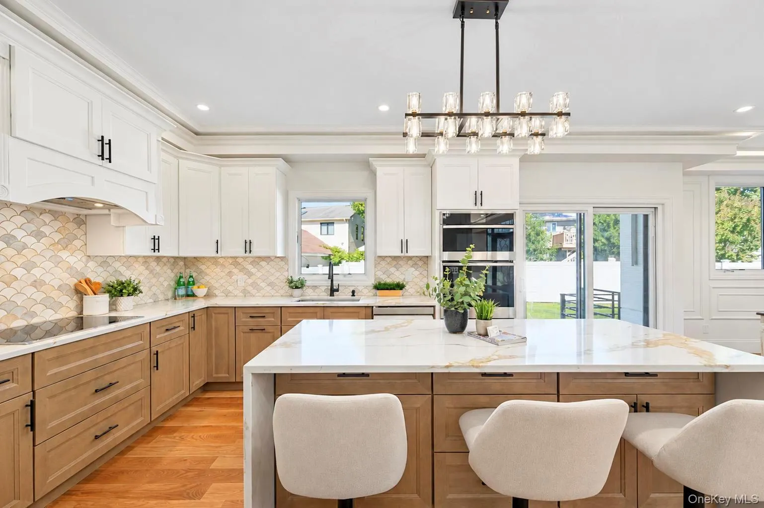 1 Magenta Street, Oyster Bay, NY, 5 Bedrooms Bedrooms, 12 Rooms Rooms,6 BathroomsBathrooms,Residential,For Rent,Magenta,0,1058647 1 Magenta Street, Oyster Bay, NY, 5 Bedrooms Bedrooms, 12 Rooms Rooms,6 BathroomsBathrooms,Residential,For Rent,Magenta,0,1058647