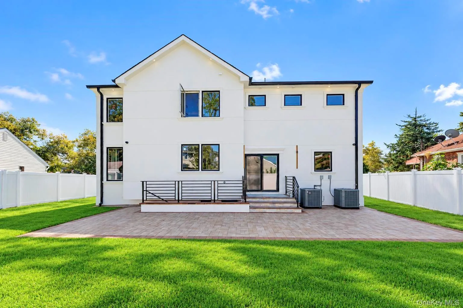 1 Magenta Street, Oyster Bay, NY, 5 Bedrooms Bedrooms, 12 Rooms Rooms,6 BathroomsBathrooms,Residential,For Rent,Magenta,0,1058647 1 Magenta Street, Oyster Bay, NY, 5 Bedrooms Bedrooms, 12 Rooms Rooms,6 BathroomsBathrooms,Residential,For Rent,Magenta,0,1058647