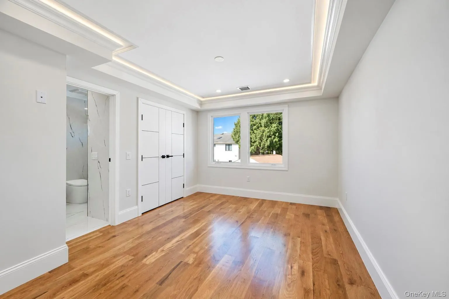 1 Magenta Street, Oyster Bay, NY, 5 Bedrooms Bedrooms, 12 Rooms Rooms,6 BathroomsBathrooms,Residential,For Rent,Magenta,0,1058647 1 Magenta Street, Oyster Bay, NY, 5 Bedrooms Bedrooms, 12 Rooms Rooms,6 BathroomsBathrooms,Residential,For Rent,Magenta,0,1058647