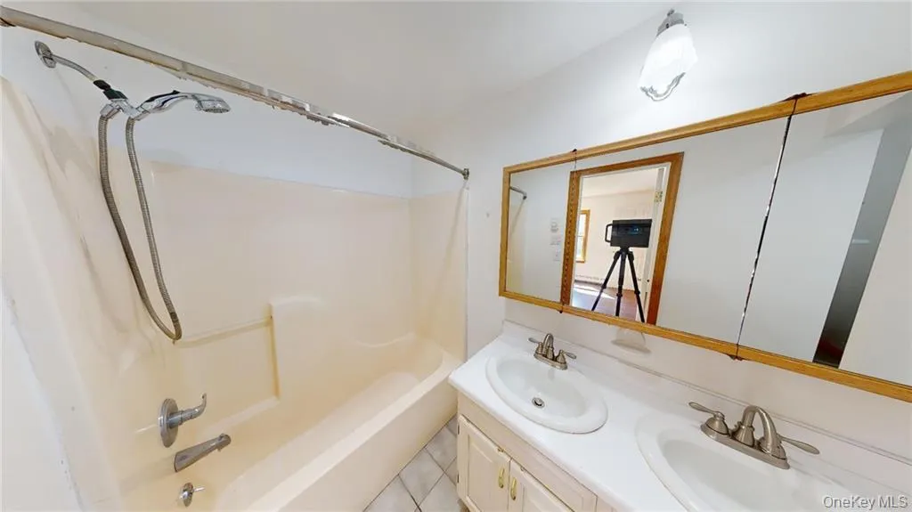 3 Old Croton Falls Road, Somers, NY, 2 Bedroom Bedrooms, 9 Room Rooms,2 BathroomBathrooms,Residential Lease,For Rent,Old Croton Falls,0,1058650 3 Old Croton Falls Road, Somers, NY, 2 Bedroom Bedrooms, 9 Room Rooms,2 BathroomBathrooms,Residential Lease,For Rent,Old Croton Falls,0,1058650