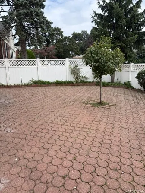 916 Center Drive, Hempstead, NY, 4 Bedroom Bedrooms, 6 Room Rooms,2 BathroomBathrooms,Residential Lease,For Rent,Center,0,1058653 916 Center Drive, Hempstead, NY, 4 Bedroom Bedrooms, 6 Room Rooms,2 BathroomBathrooms,Residential Lease,For Rent,Center,0,1058653